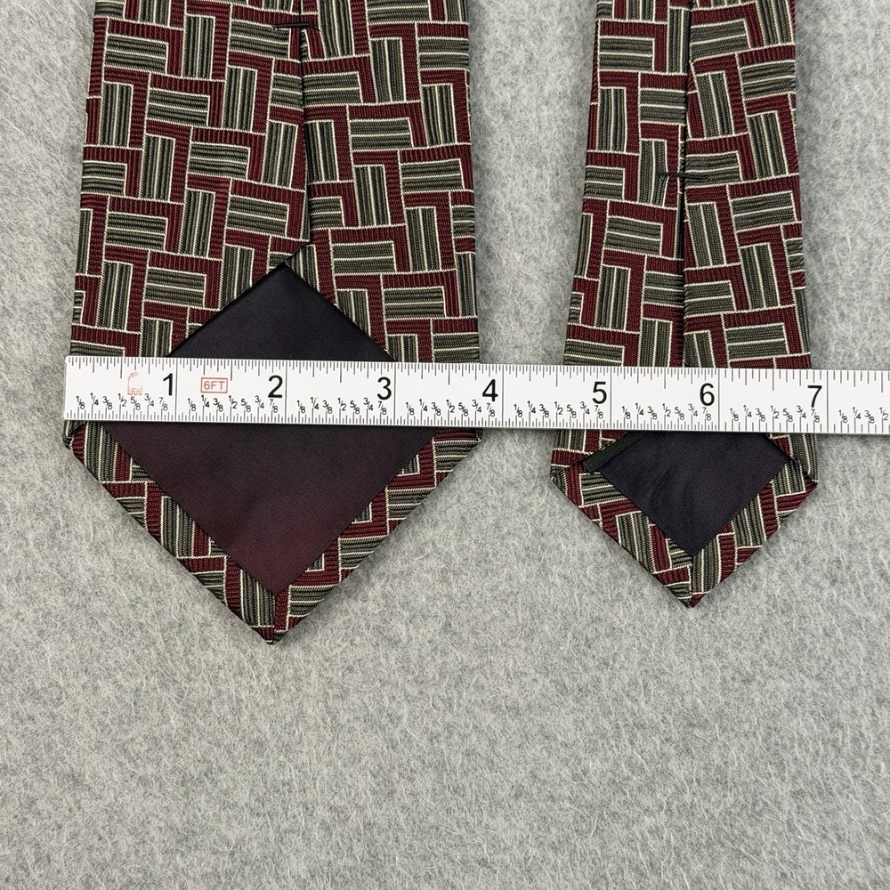 Vintage Garrick Anderson Edward Gray Silk Tie Burgundy Geometric USA 56x3.9" - Picture 5 of 7